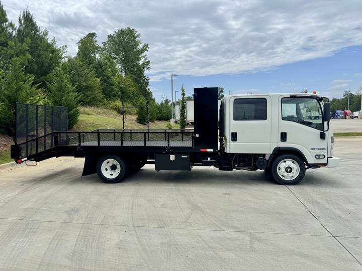 2027 Isuzu Npr-hd Cab and Chassis, exterior photo 5