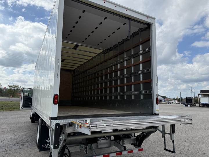 2027 Kenworth T280 Box Truck, exterior photo 2