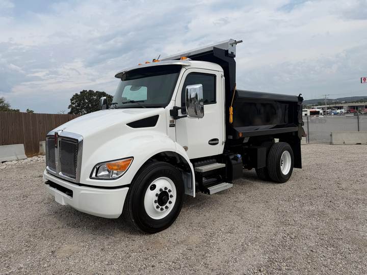 2027 Kenworth T280 Dump Truck, exterior photo 2