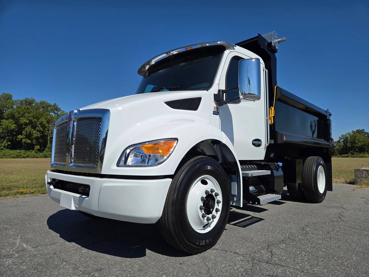 2027 Kenworth T280 Dump Truck, exterior photo 1