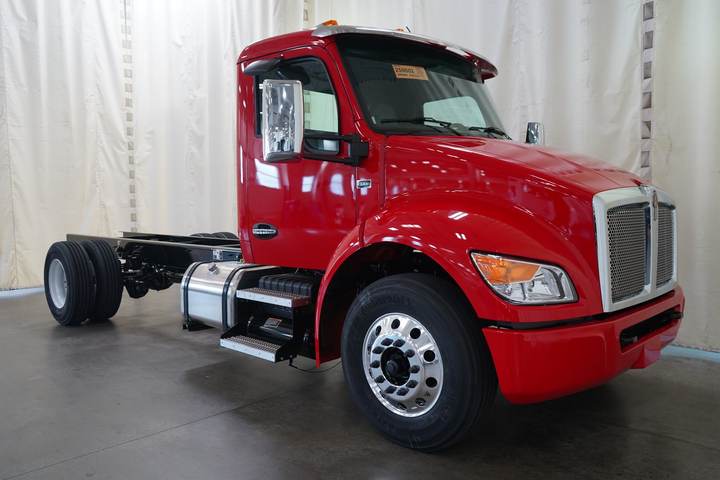 2027 Kenworth T280 Flatbed Truck, exterior photo 1
