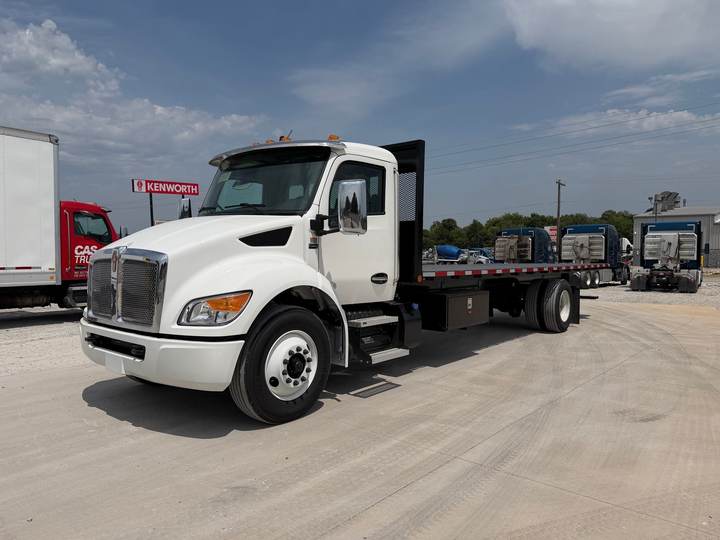 2027 Kenworth T280 Flatbed Truck, exterior photo 2