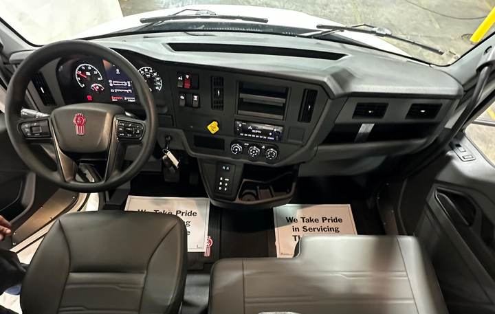 2027 Kenworth T280 Flatbed Truck, interior photo 3