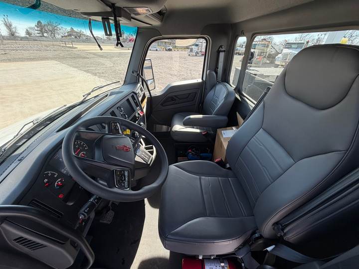 2027 Kenworth T280 Service Truck, interior photo 6