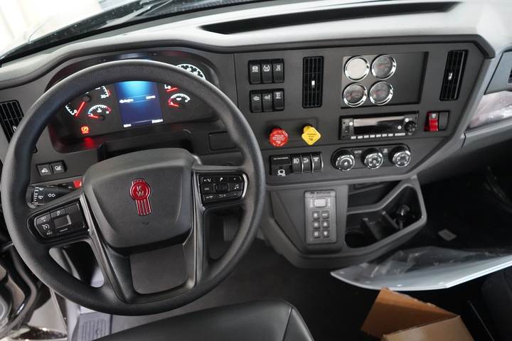 2027 Kenworth T380 Dump Truck, interior photo 8