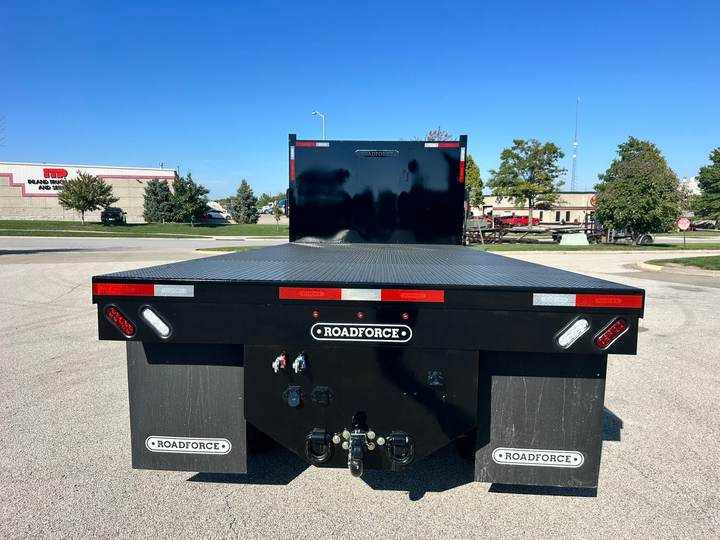 2027 Kenworth T380 Flatbed Truck, exterior photo 6