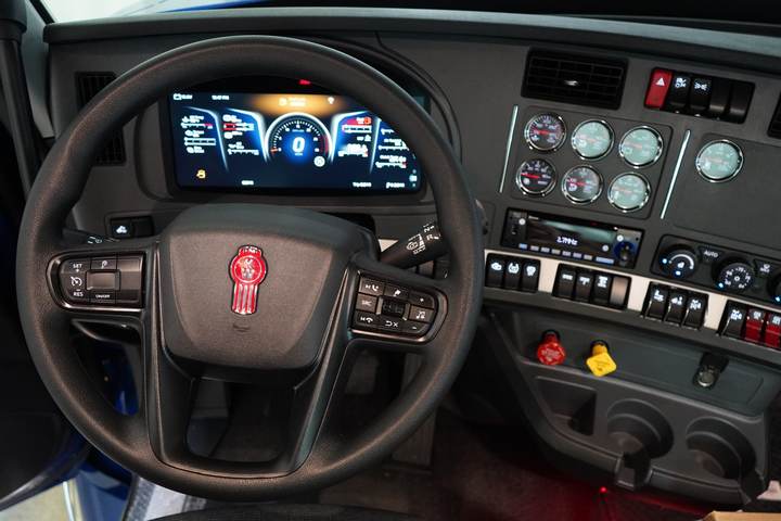2027 Kenworth T880 Day Cab, interior photo 2