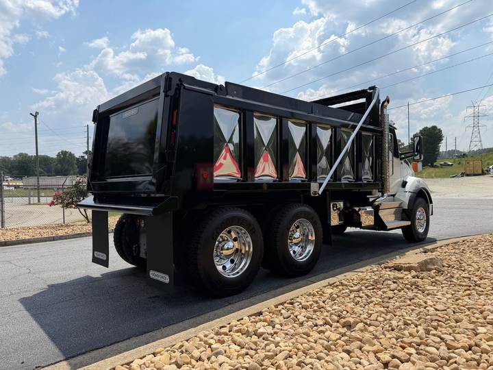 2027 Kenworth T880 Tandem Dump Truck, exterior photo 7