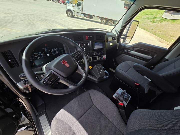 2027 Kenworth T880 Tri-Axle Dump Truck, interior photo 4