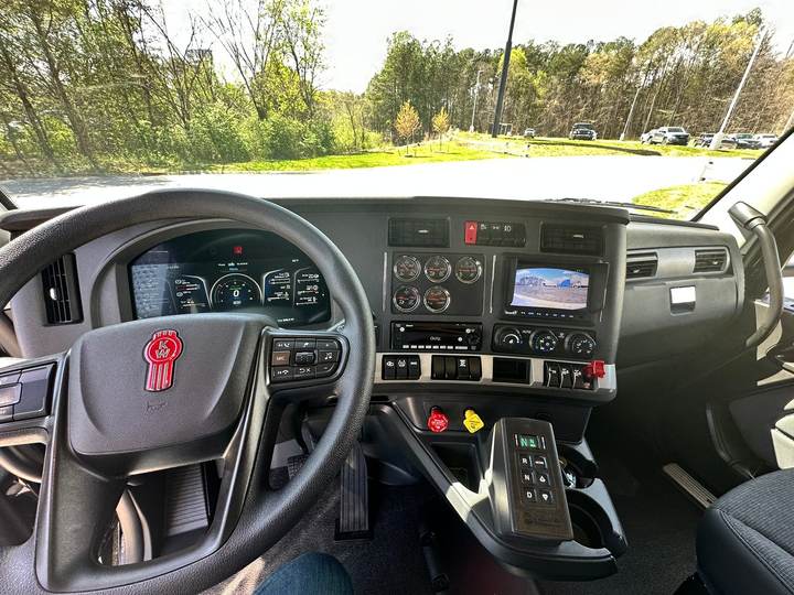 2027 Kenworth T880 Tri-Axle Dump Truck, interior photo 4