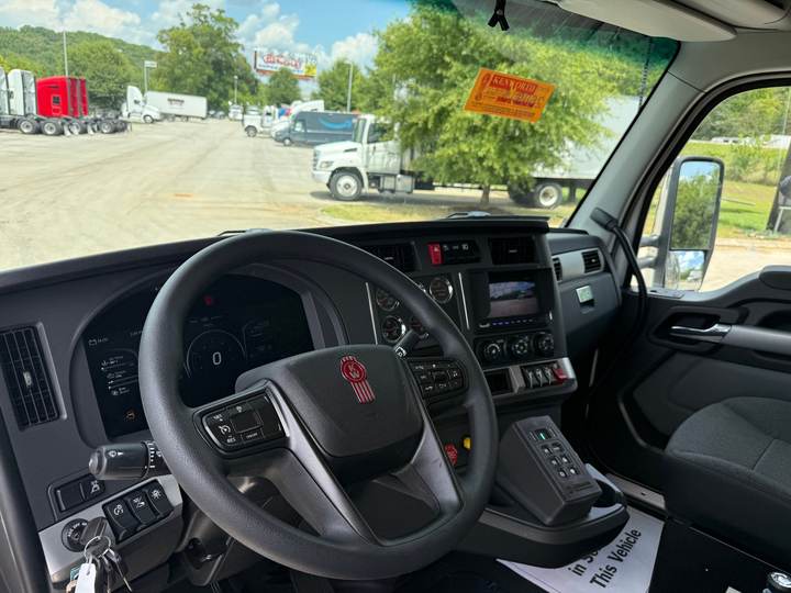 2027 Kenworth T880 Tri-Axle Dump Truck, interior photo 4