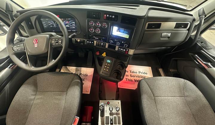 2027 Kenworth T880 Tri-Axle Dump Truck, interior photo 3