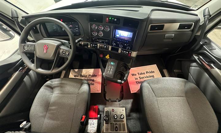 2027 Kenworth T880 Tri-Axle Dump Truck, interior photo 2