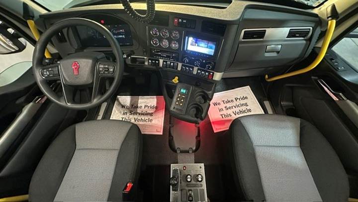 2027 Kenworth T880S 5-Axle Dump Truck, interior photo 2
