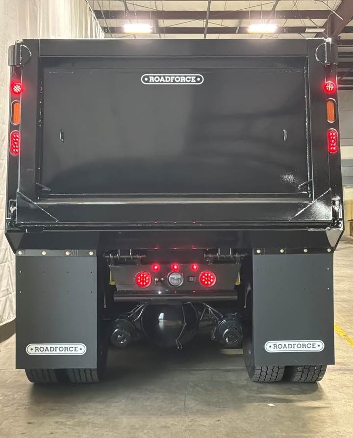 2027 Kenworth T880S 5-Axle Dump Truck, exterior photo 2