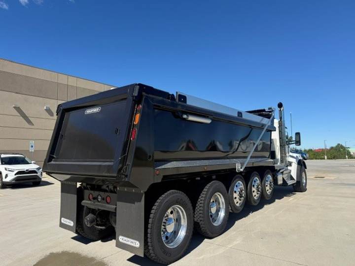2027 Kenworth T880S 5-Axle Dump Truck, exterior photo 5