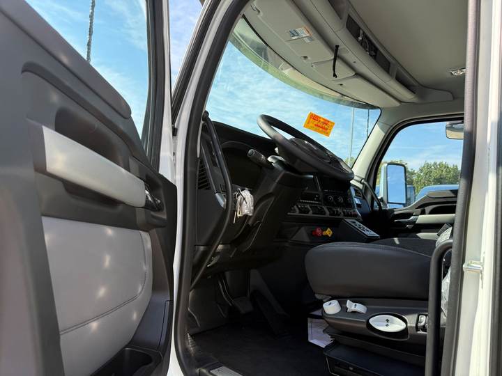 2027 Kenworth T880S Quad Axle Dump Truck, interior photo 6