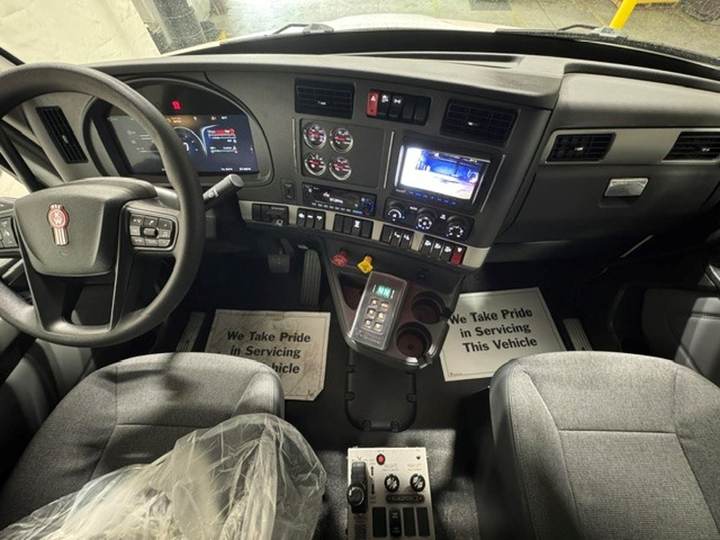 2027 Kenworth T880S Quad Axle Dump Truck, interior photo 3