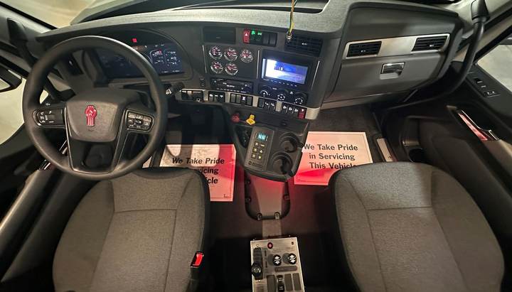 2027 Kenworth T880S Quad Axle Dump Truck, interior photo 2