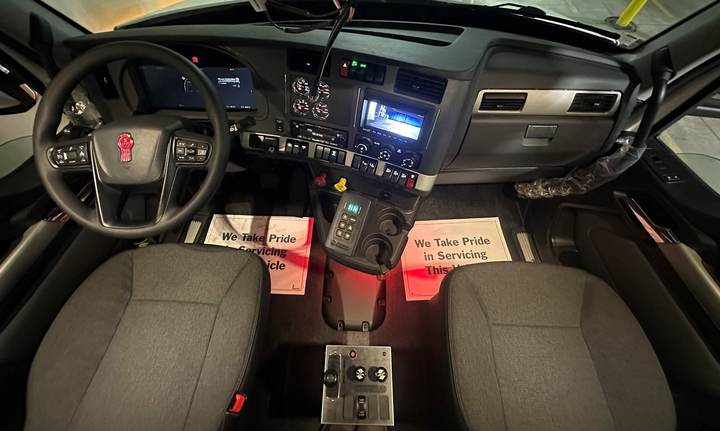 2027 Kenworth T880S Quad Axle Dump Truck, interior photo 3