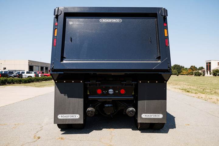 2027 Kenworth T880S Quad Axle Dump Truck, exterior photo 3