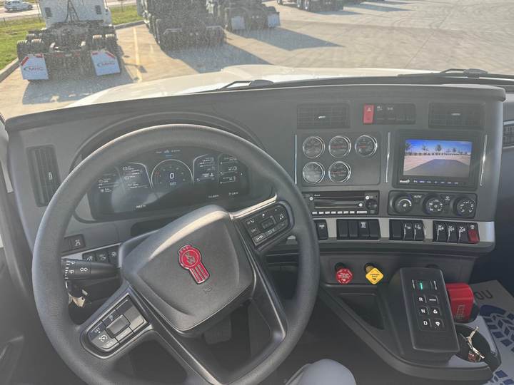 2027 Kenworth T880S Quad Axle Dump Truck, interior photo 7