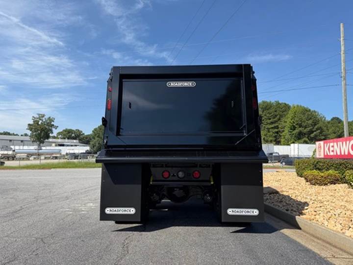 2027 Kenworth T880S Tandem Dump Truck, exterior photo 3